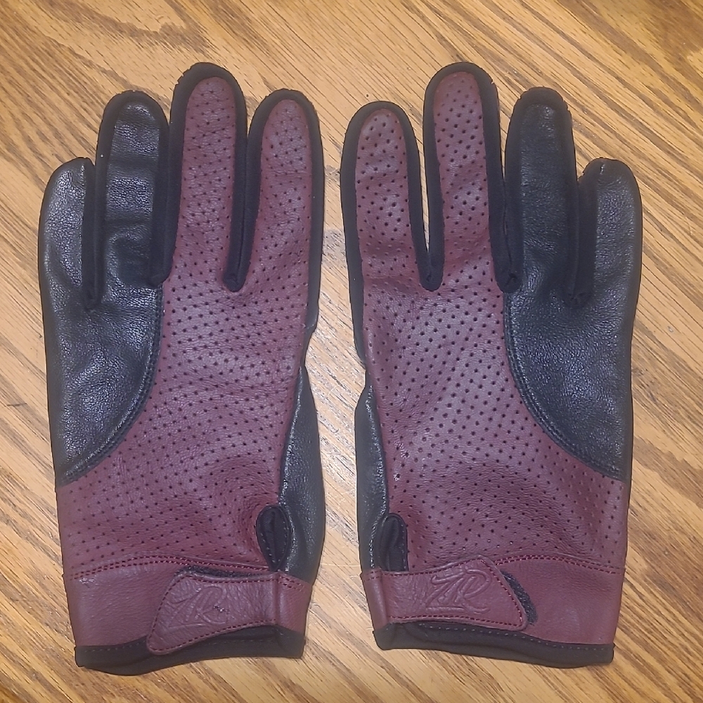 Womans Black and Burgundy Leather Gloves